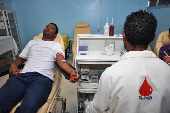 Doadores de sangue somam 1,6% da população; jovens são maioria 4