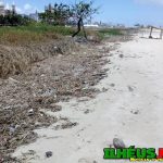 lixo na praia de ilheus 5