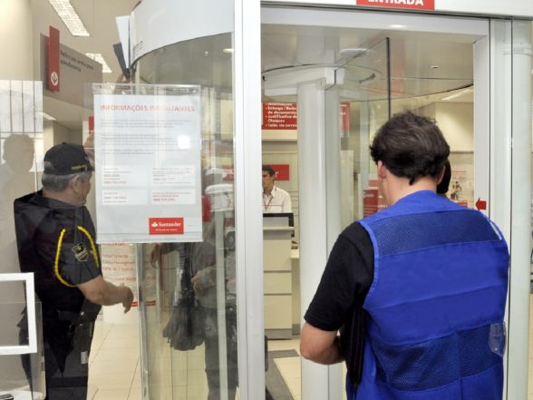vigilantes banco