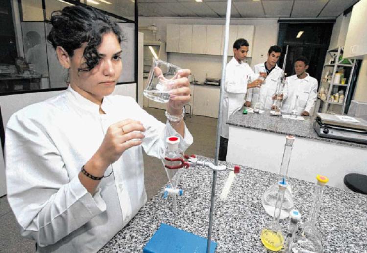 750_estudantes-medicina-curso-de-medicina_201841694821366