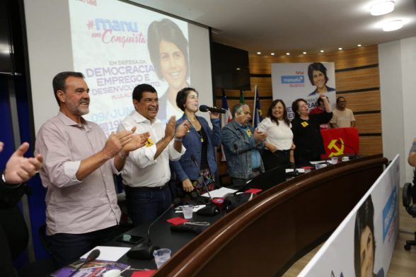 MAnuela davila em conquista