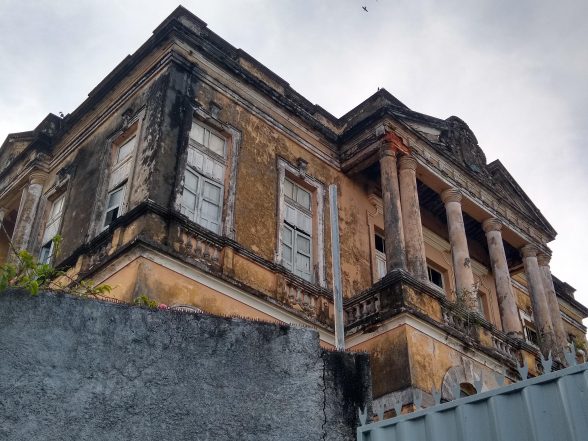 Prédio abandonado em Ilhéus