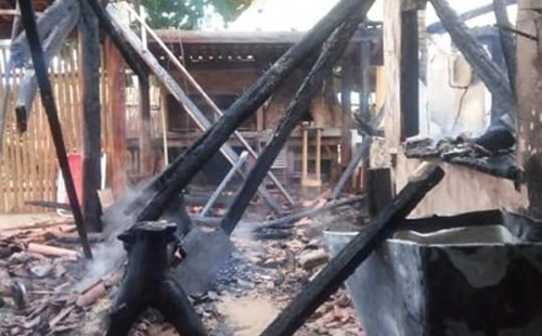 Barraca pega fogo em Maraú bahia