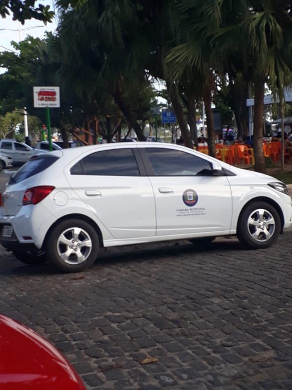CARRO OFICIAL DE CANDIDO SALES