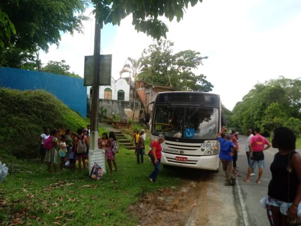 ônibus quebrou em Castelo Novo
