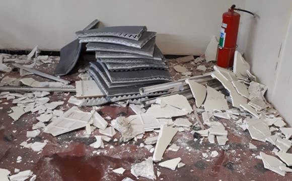 crianca-fica-ferida-apos-teto-da-igreja-adventista-desabar-na-cidade-de-itabuna-noticias-de-ubaitaba-e-regiao