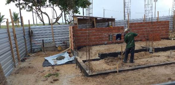 Construção irregular na avenida soares lopes