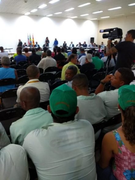 Sessão na Câmara de vereadores em Ilhéus