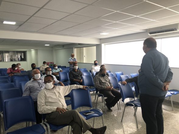 Cacá Colchões e ministros evangélicos