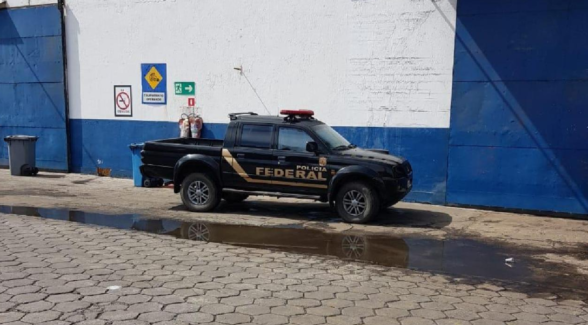 PF no porto drogas
