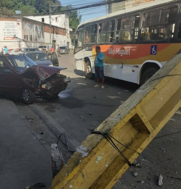 acidente na avenida princesa Izabel em Ilhéus
