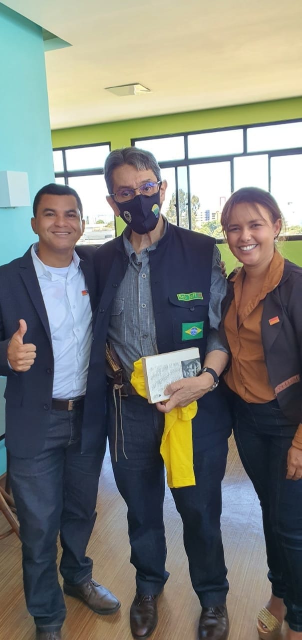 PROF.REINALDO COM O PRESIDENTE VANIONAL DO PTB ROBERTO JEFERSON