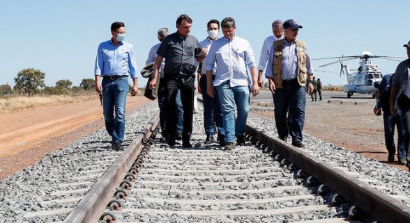 bolsonaro-visita-obras-da-ferrovia-de-integracao-oeste-leste-bahia
