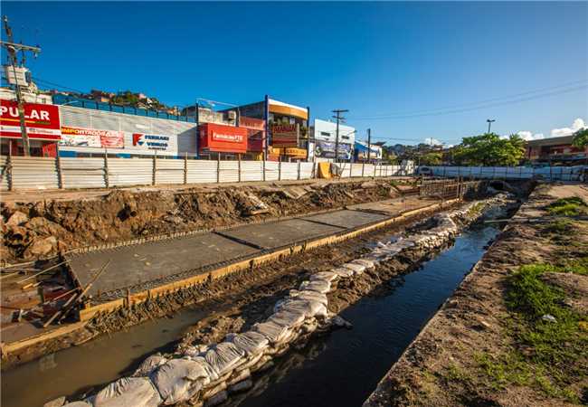 Canal do malhado construção