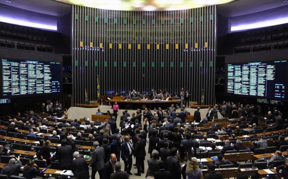 plenario camara dos deputados