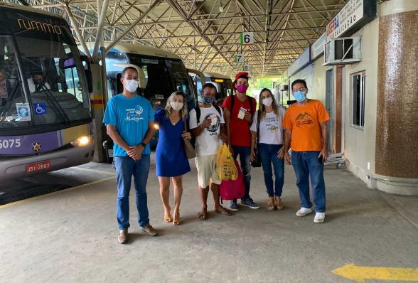 Prefeitura oferece apoio para que pessoas em situação de rua retornem ao convívio familiar e social