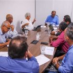 Prefeito bde Ilhéus e empresas de ônibus