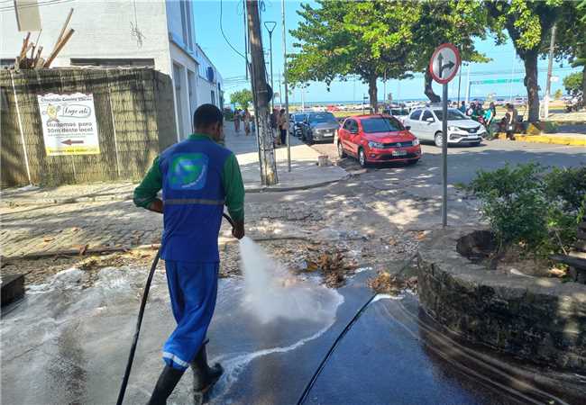 Limpeza vias públicas prefeitura