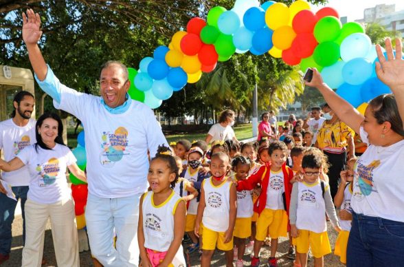 Dia B de brincar Mario Alexandre