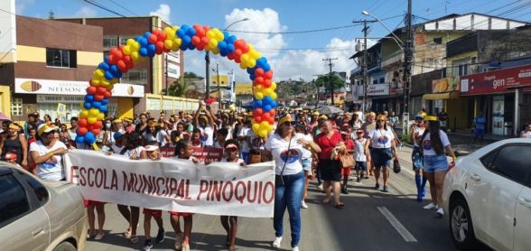 ESCOLA-PINOQUIO-REALIZA-4a-CAMINHADA-EM-HOMENAGEM-AS-MAES-3-1024x485