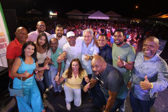 Festa do trabalhador Ilhéus centro de convenções