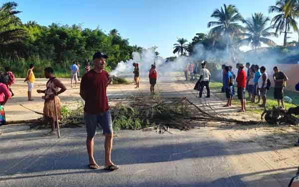 prostesto-dos-indios-em-aguas-de-olivenca-040522-dest