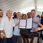 Mário Alexandre participa de encontro com governador Rui
