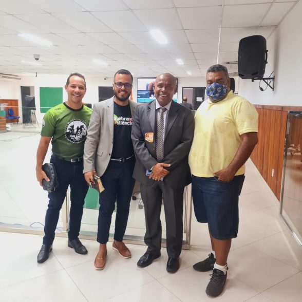representantes da igreja adventista e vereador gurita