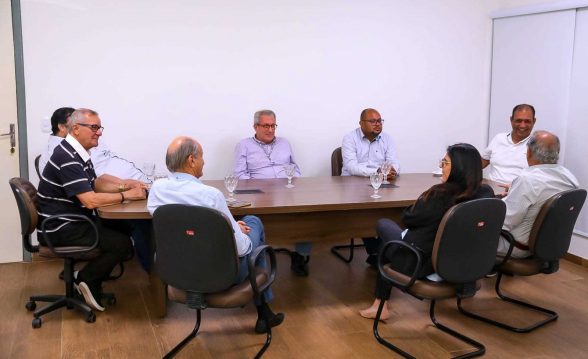 reuniao prefeitura e codeba