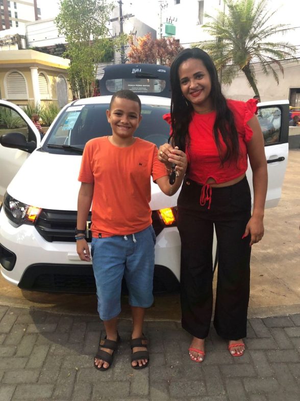 CDL-E-PREFEITURA-ENTREGAM-CARRO-ZERO-DA-CAMPANHA-ILHEUS-CIDADE-DA-SORTE