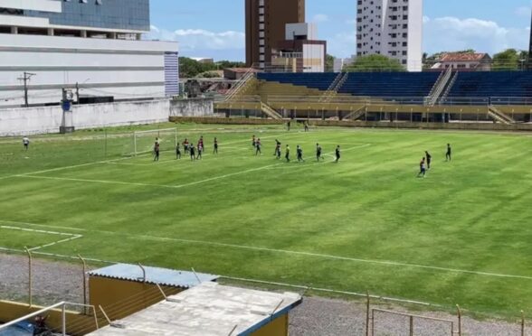 Barcelona-de-Ilheus-faz-uma-repaginacao-para-a-elite Mario pessoa