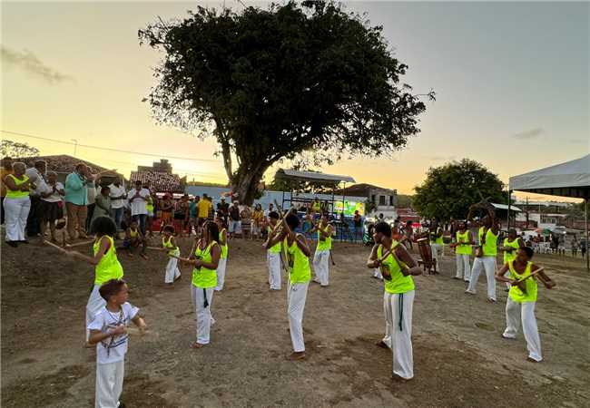 Festejos da puxada do mastro de são Sebastião