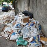 Obstrução de vias públicas entulho