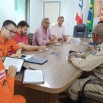 Reunião Bombeiros, polícia militar e prefeitura e secretarias