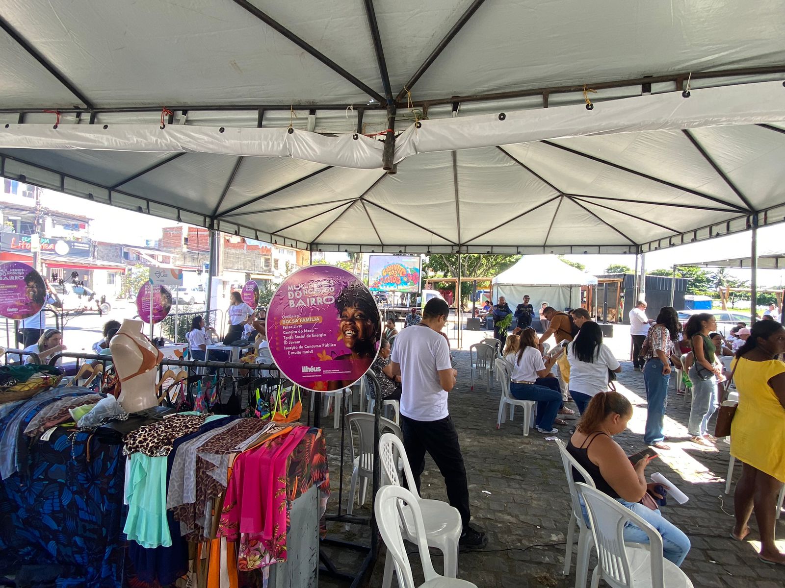 Projeto Mulheres do Nosso Bairro levou serviços essenciais às mulheres de Ilhéus
