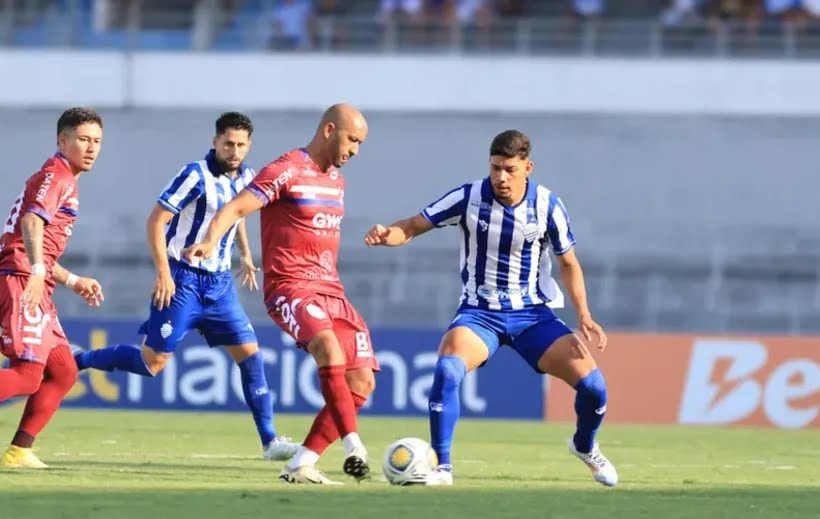 CSA-vence-o-Barcelona-de-Ilheus-e-avanca-na-Pre-Co-00798174-684cb6a4a31c64e9da3ce1f4ac4505ee-1