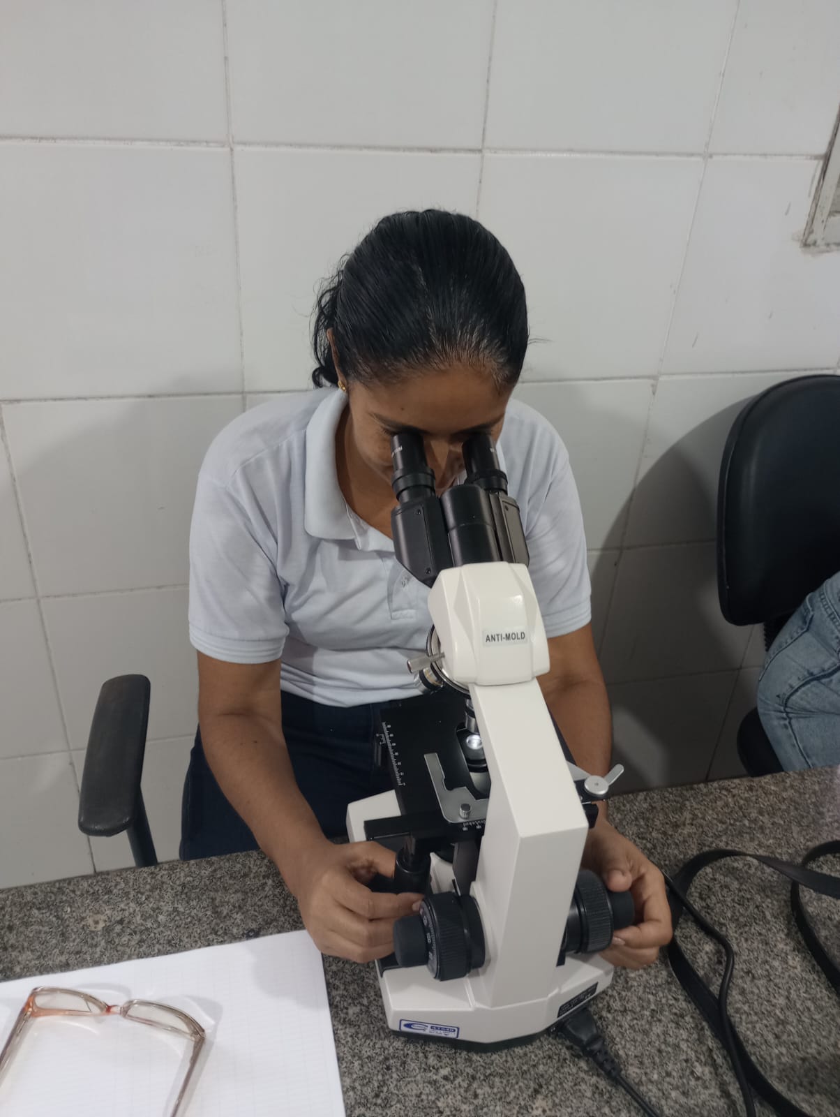 Microscópio endemias