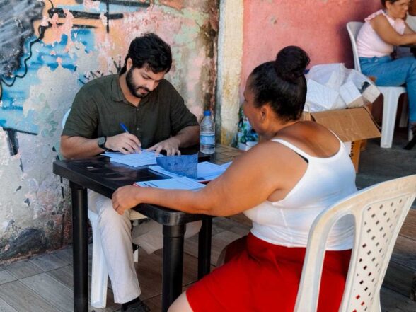 Caravana da mulher leva saúde e serviços na conquista