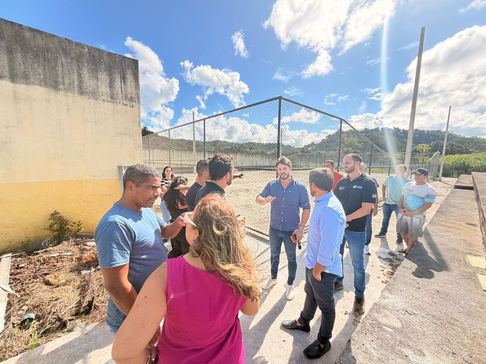Salobrinho prefeitura construção de quadra poliesportiva