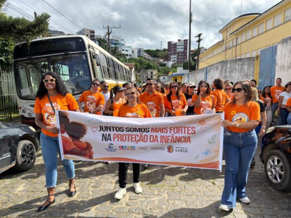 Caminhada maio laranja contra a violência contra criança e adolescente