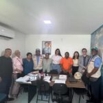 Reunião sindicato e gestão saúde para mudar termo de auxiliar de enfermagem